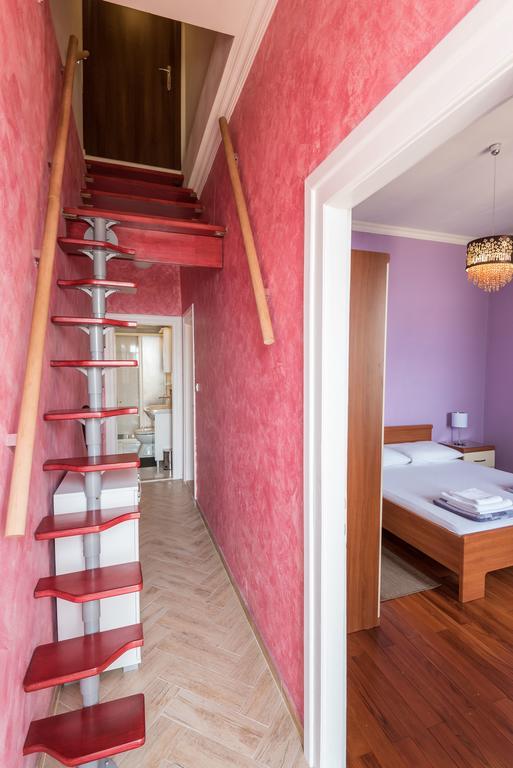 Holiday Home Luna Оребич Экстерьер фото