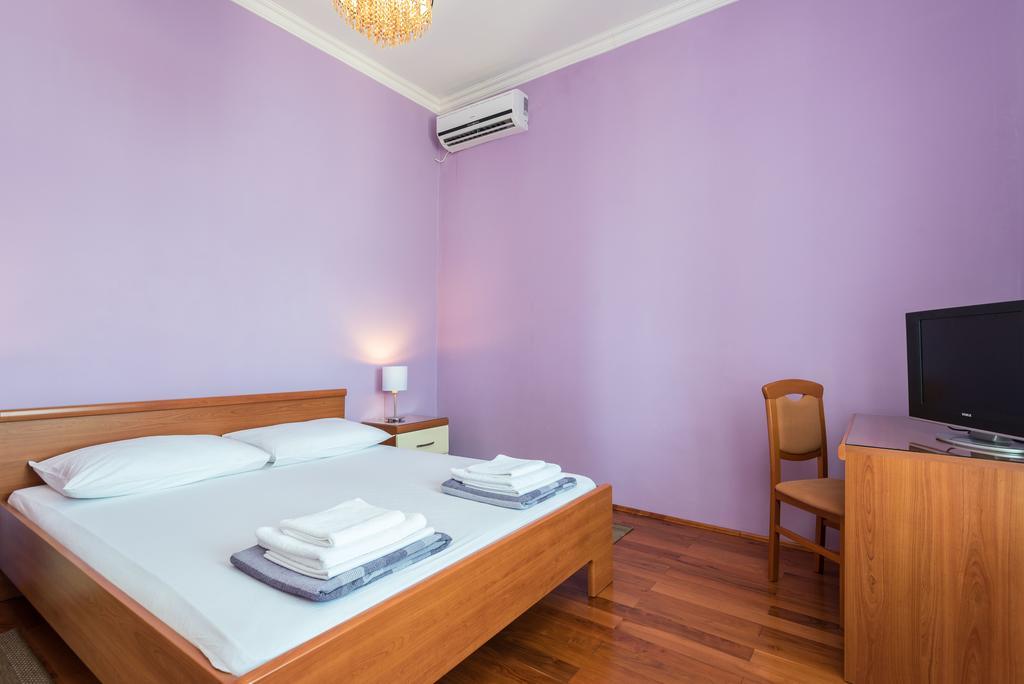 Holiday Home Luna Оребич Экстерьер фото